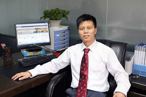 喜讯：Z6人生就是博智能朱建新荣获《长沙年鉴》2015年度十大人物奖