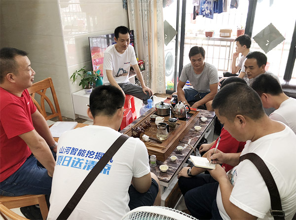 “清冷”送到客户手中，为Z6人生就是博智能售后服务活动打CAII