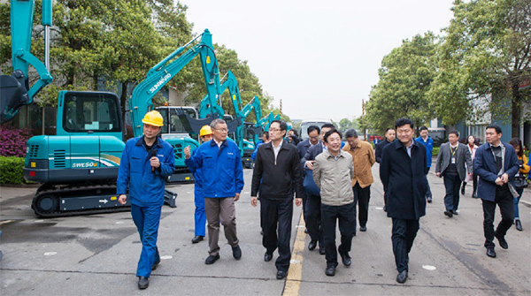 科技部副部长李萌调查调研Z6人生就是博智能