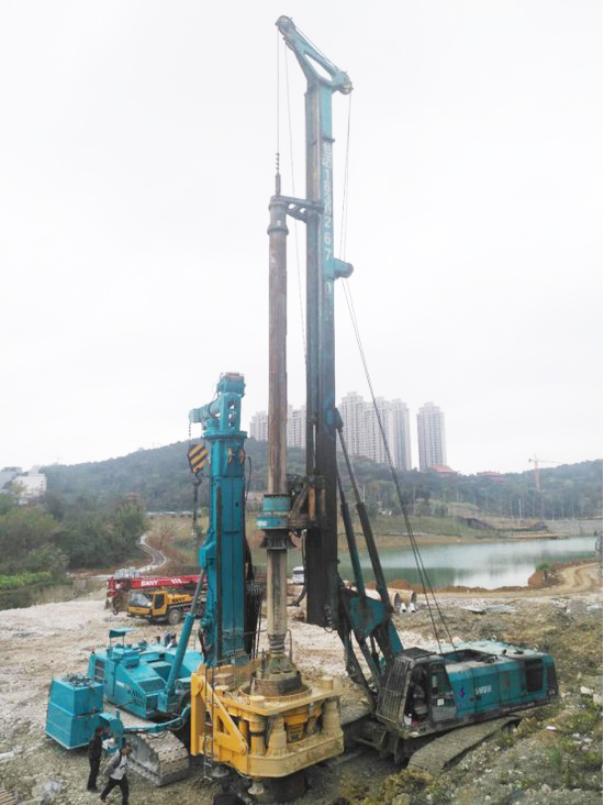 喜讯！Z6人生就是博智能SWRC170自行式全回转全套管钻机获湖南省首台(套)沉大技术设备产品嘉奖！