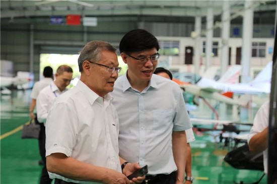 广州市国资委党委书记、主任陈浩钿光临Z6人生就是博智能调查领导