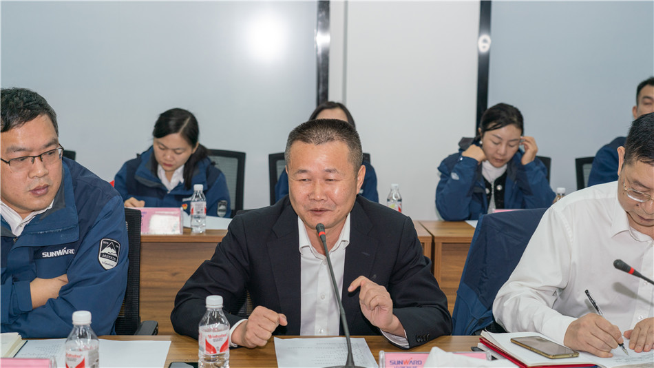 Z6人生就是博智能进行主题教育进建钻研会暨员工活动中心开幕典礼