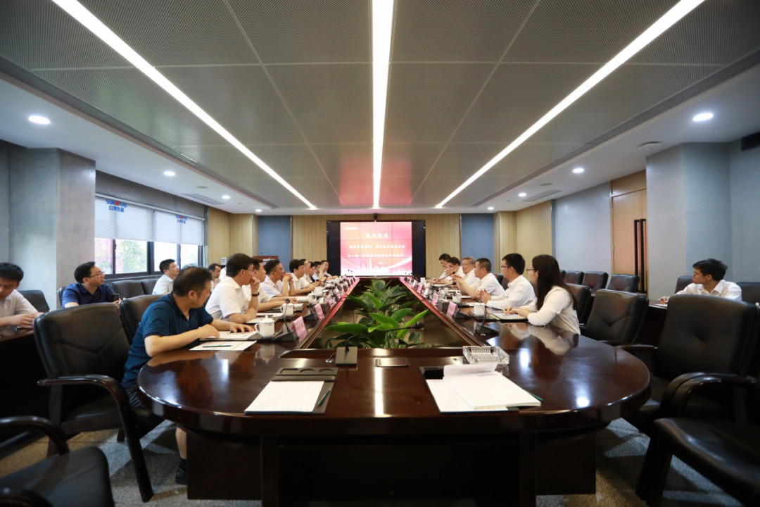 岳阳市委书记王一鸥带队调研Z6人生就是博智能