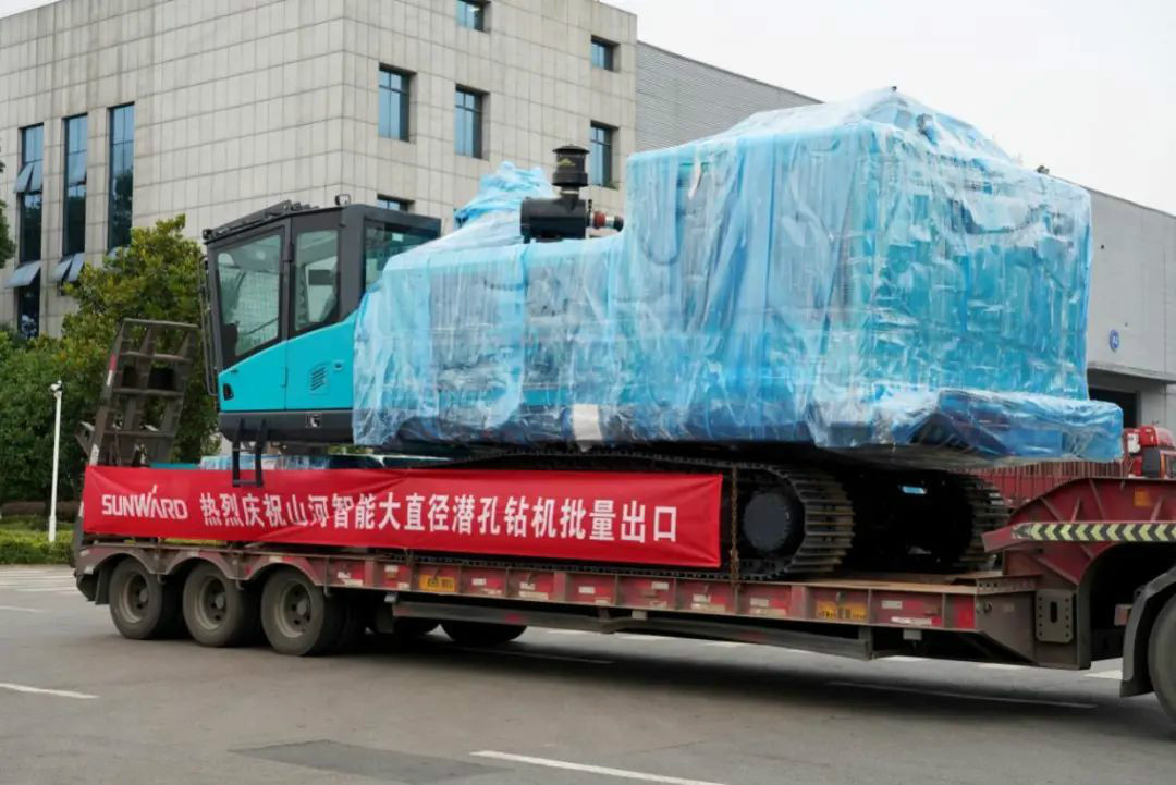 Z6人生就是博智能大孔径凿岩设备批量出口中东