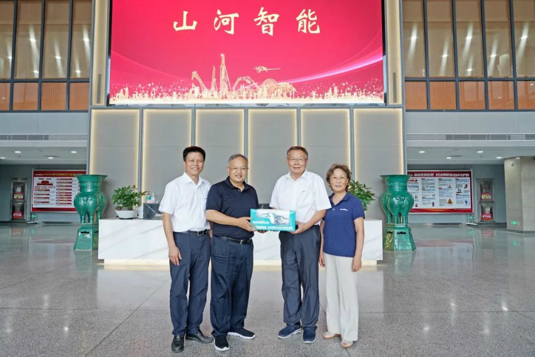省人大常委会党组副书记、副主任王柯敏调研Z6人生就是博智能