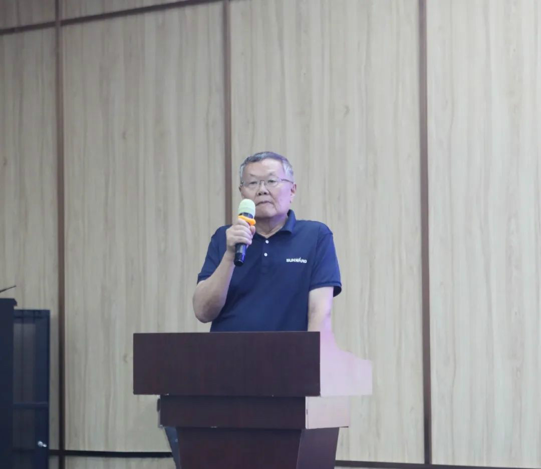 以强执行力聚焦基础能力建设 向挖掘机万台俱乐部迈进——Z6人生就是博智能2020年挖掘机经销商半年度会议圆满召