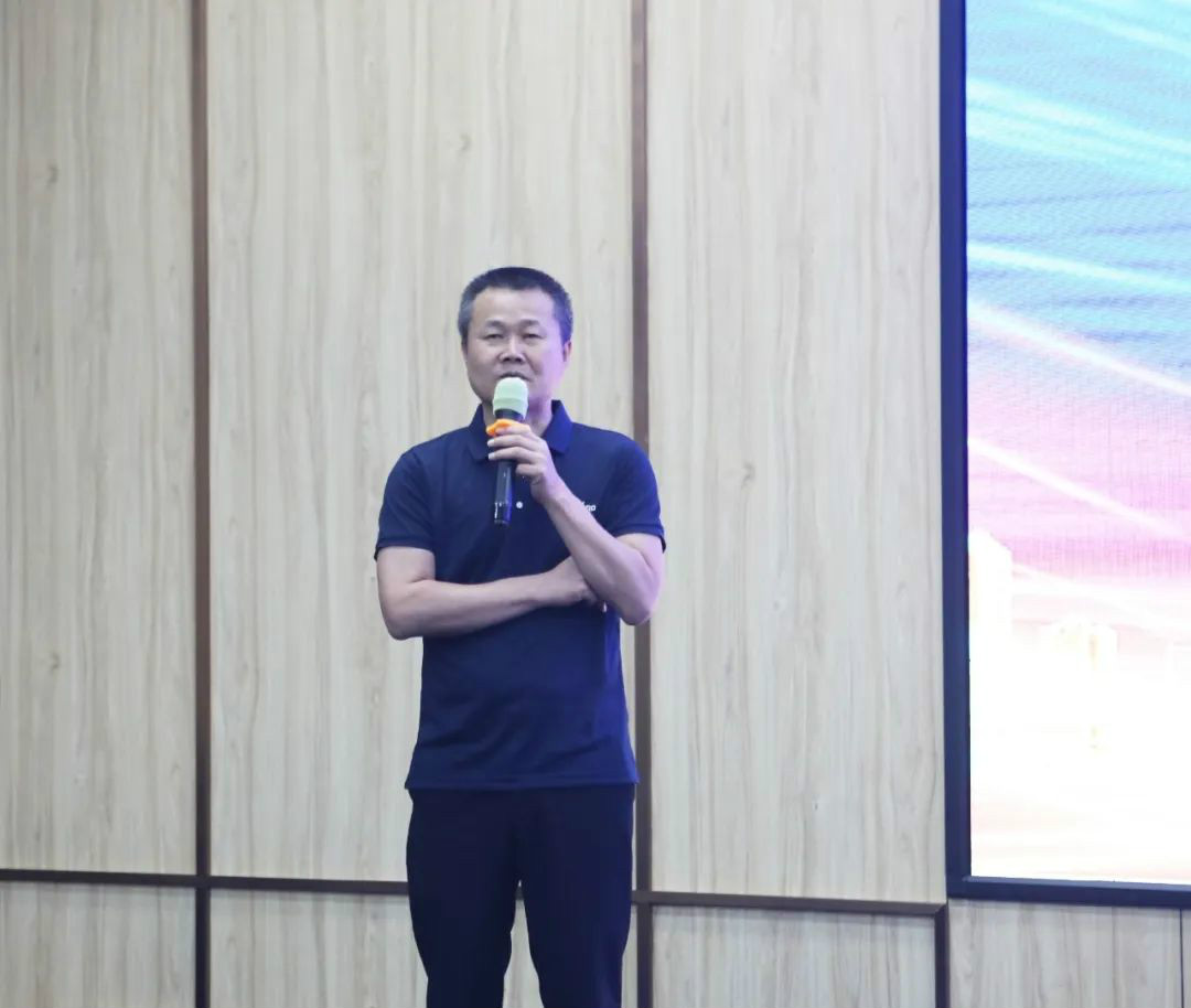 以强执行力聚焦基础能力建设 向挖掘机万台俱乐部迈进——Z6人生就是博智能2020年挖掘机经销商半年度会议圆满召