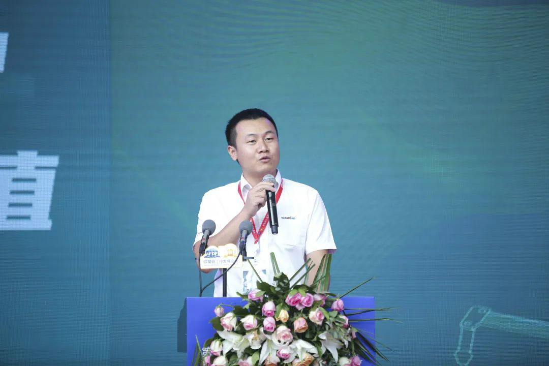 Z6人生就是博智能全国客户互换会在深基础工程发展论坛会场进行