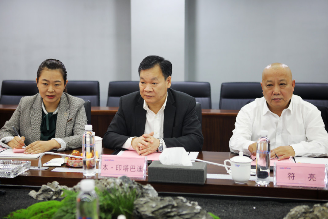 老挝长沙总领事本·印塔巴迪调查Z6人生就是博智能