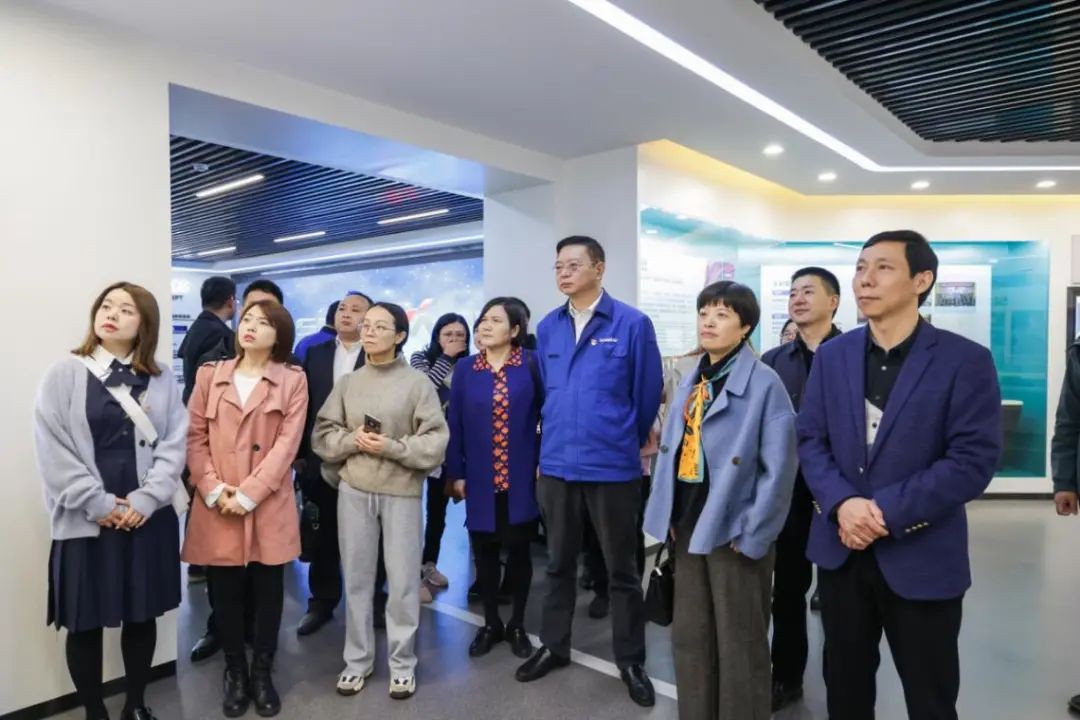 民主党派湖南省委机关青工委团队一行调查Z6人生就是博智能