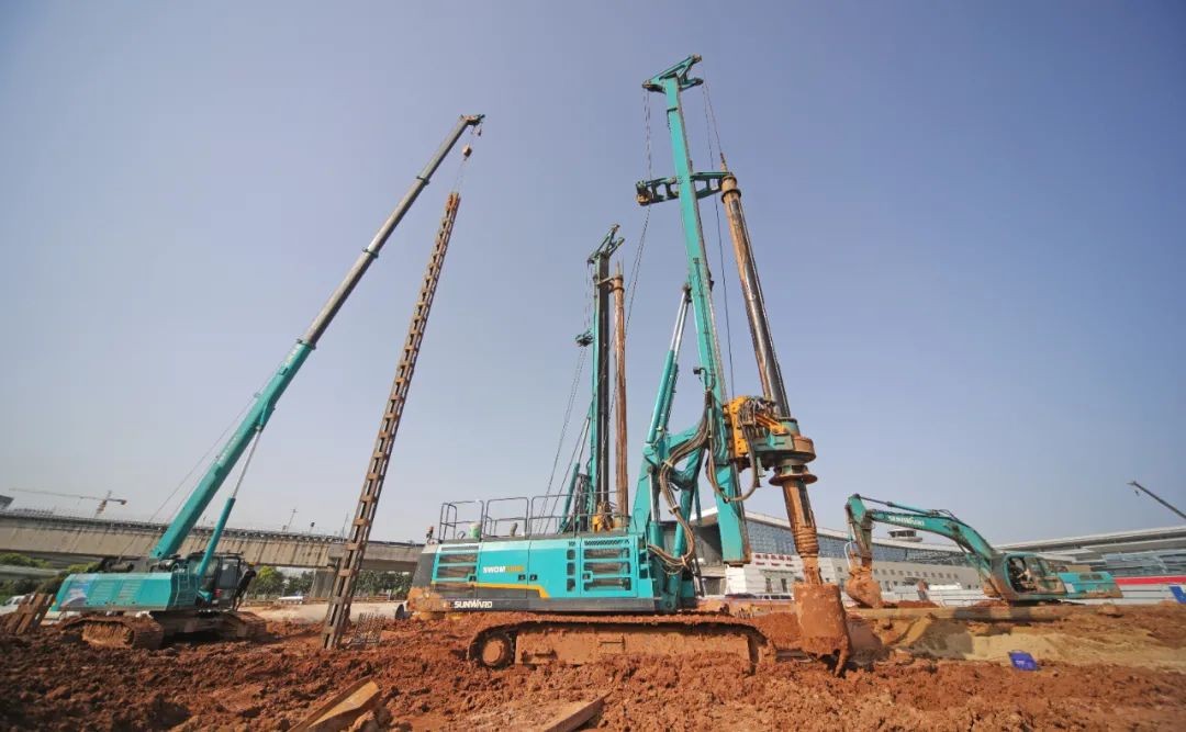 超强施工组合！Z6人生就是博智能助力长沙地铁6号线建设