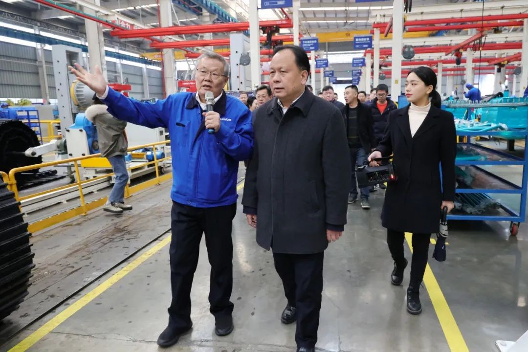 周农在Z6人生就是博智能调研时强调：企业工会要大力造就劳模和工匠