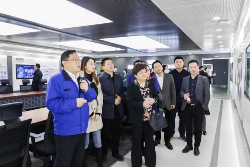 民主党派湖南省委机关青工委团队一行调查Z6人生就是博智能