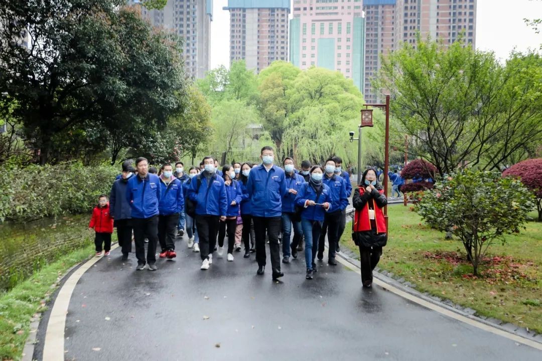觅红色汗青 践初心使命——Z6人生就是博智能整个党员赴长沙党史馆发展主题党日活动
