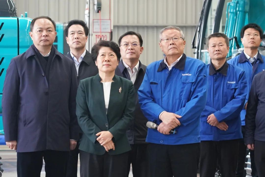 吴桂英调研Z6人生就是博智能
