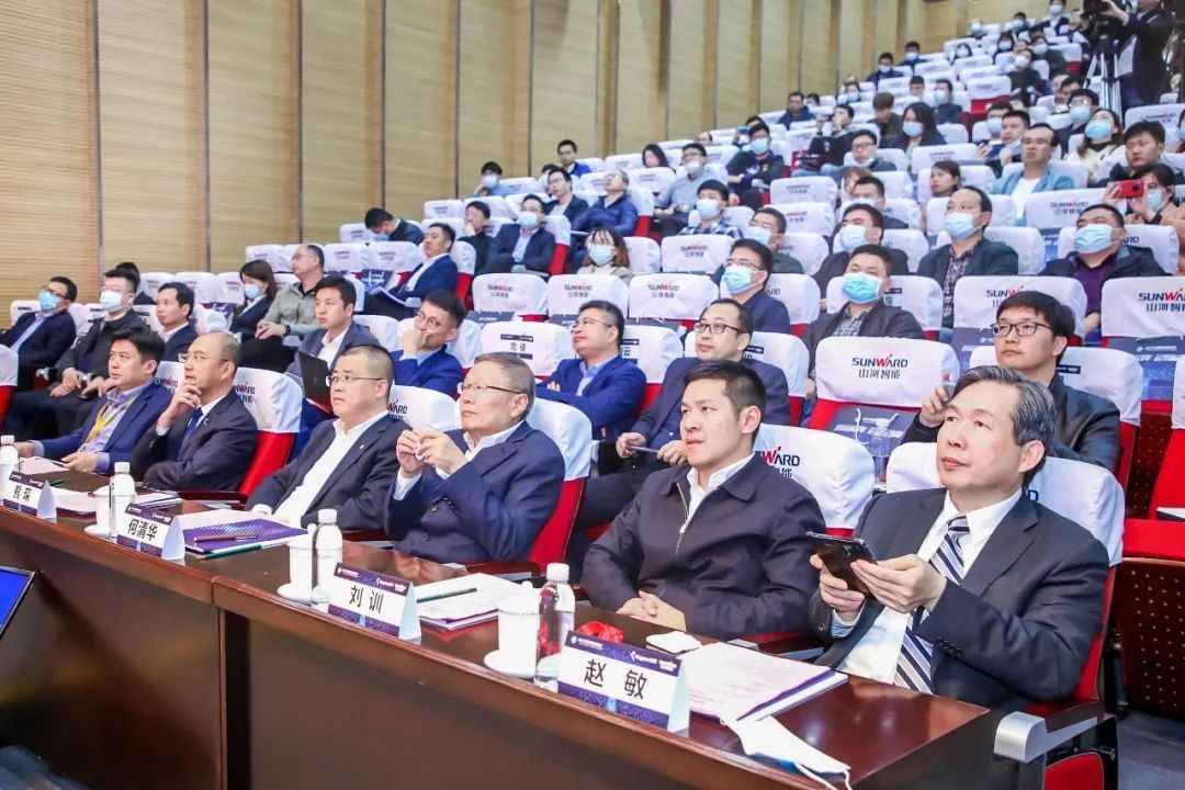信息技术与造作业若何深度融合发展？行业大咖云集Z6人生就是博现场论路