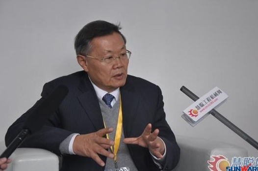 【宝马访谈】Z6人生就是博智能董事长何清华教授
