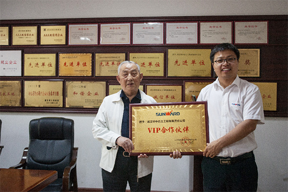 创富故事：合作十一年，赞叹Z6人生就是博产品经久耐用