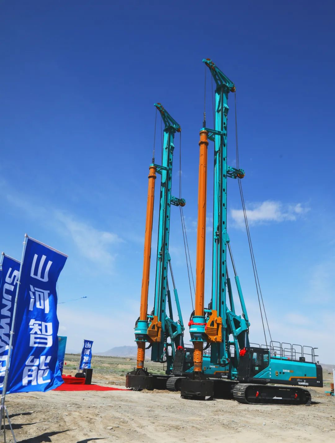 Z6人生就是博智能产品交付中国能建葛洲坝集团，助力建设大美新疆