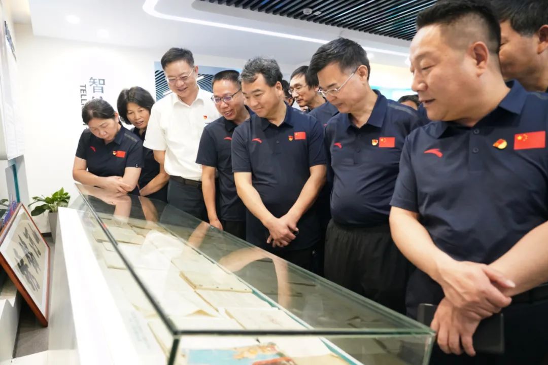 湖南省委党校厅干班赴Z6人生就是博智能发展示场讲授活动