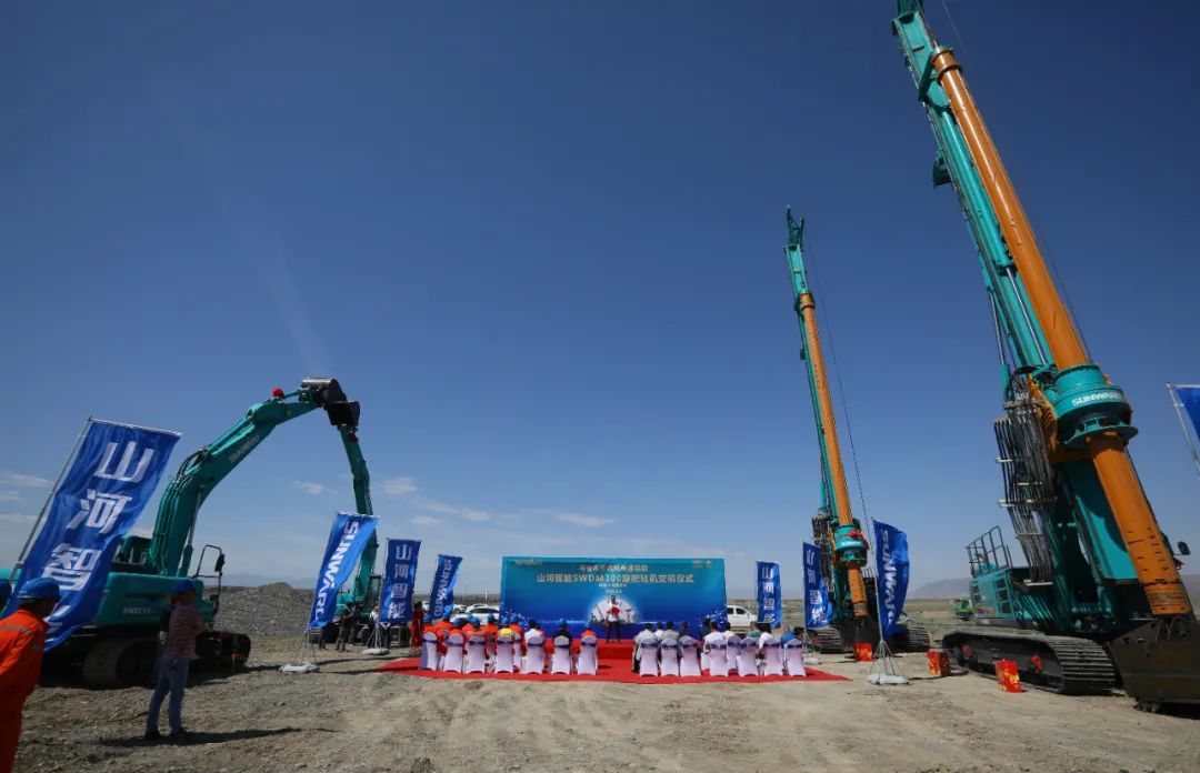 Z6人生就是博智能产品交付中国能建葛洲坝集团，助力建设大美新疆
