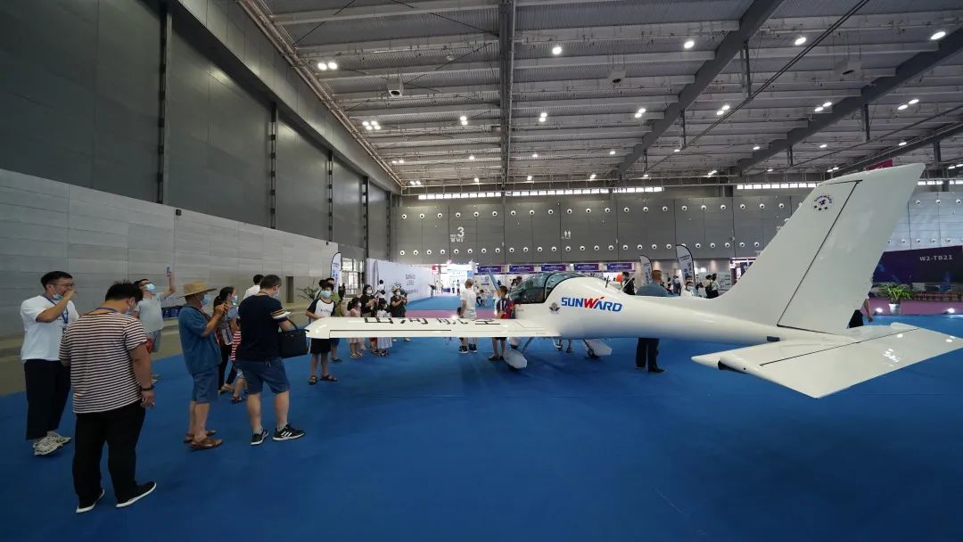 明星产品受追捧，Z6人生就是博航空携多款产品杰出亮相2021年湖南航展