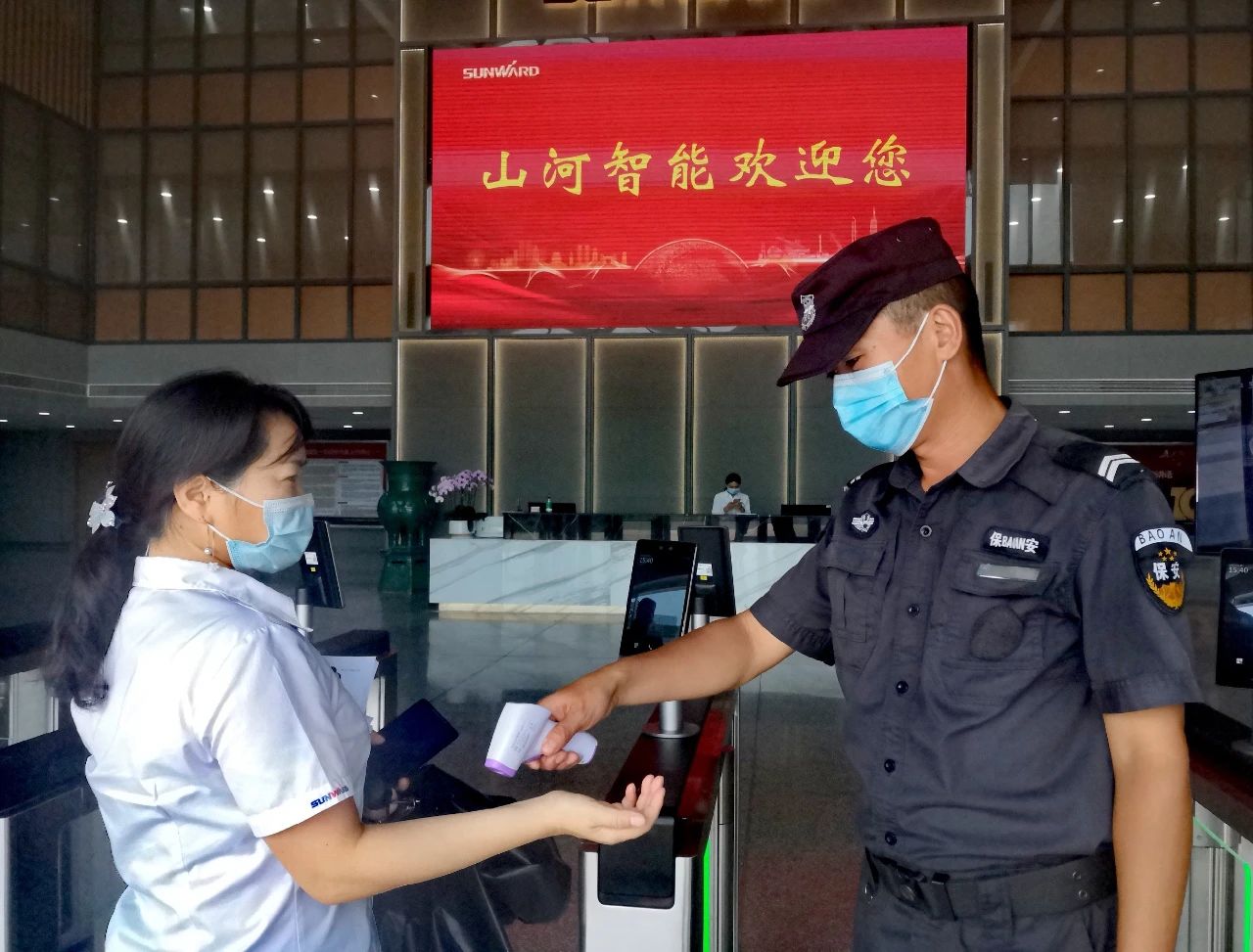 严格防控！Z6人生就是博智能牢筑防疫“长城”