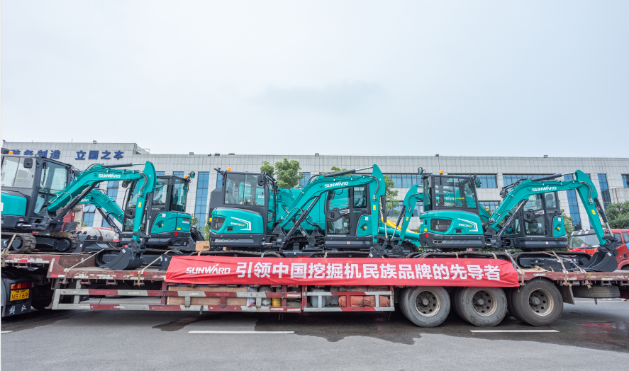 里程碑！Z6人生就是博智能出口欧洲第20000台暨大型挖掘机批量交付典礼成功进行