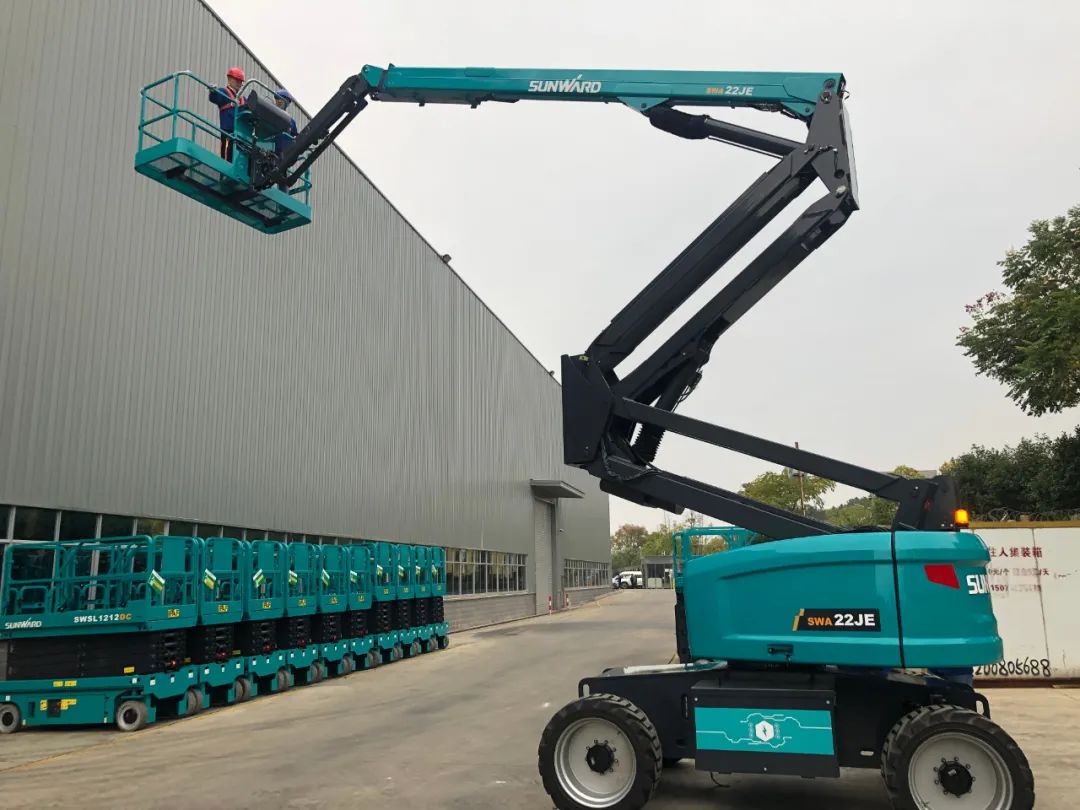 同级别作业高度最高！Z6人生就是博智能首款自主研发电动臂式高空作业平台下线