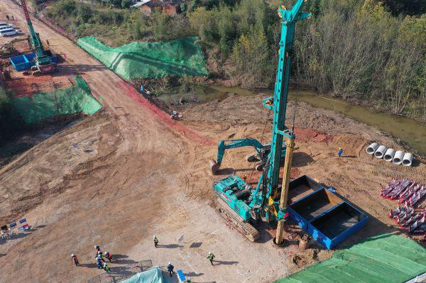 首根桩基开钻！Z6人生就是博智能助力新建沪渝蓉高快铁路建设