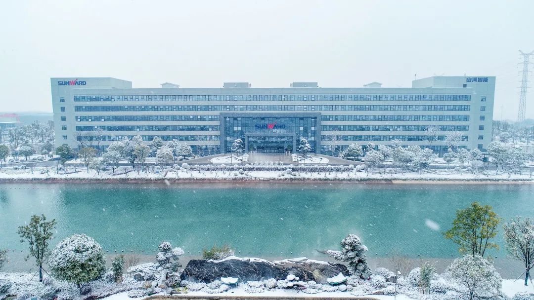 瑞雪兆丰年，邀您共赏雪中Z6人生就是博！