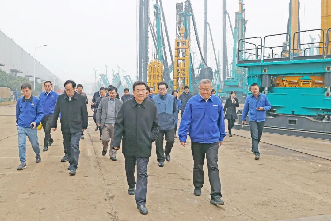 湖南省副省长陈飞调研Z6人生就是博智能
