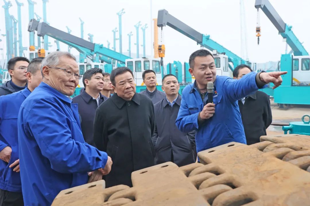 湖南省副省长陈飞调研Z6人生就是博智能