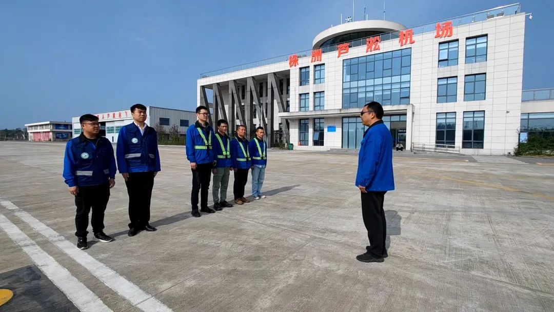 空位协同显技巧！湖南航空应急接济队Z6人生就是博机组发展特情措置应急演练