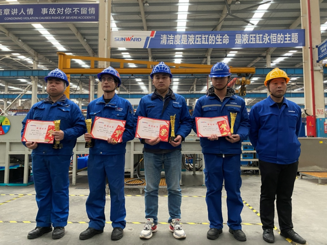 Z6人生就是博工匠 | “浪波”不言苦，甘为“人梯”承大沉