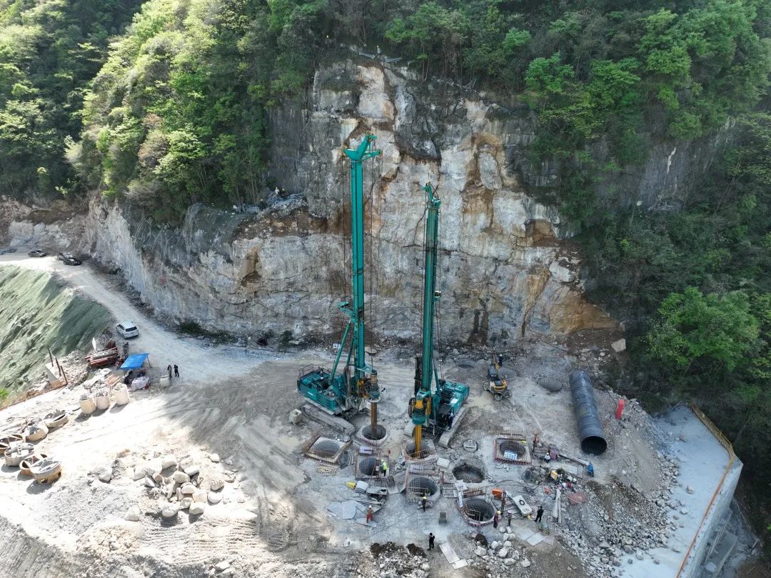 展示施工“奇效”！Z6人生就是博智能旋挖钻机强势助力炉慈高快公路建设