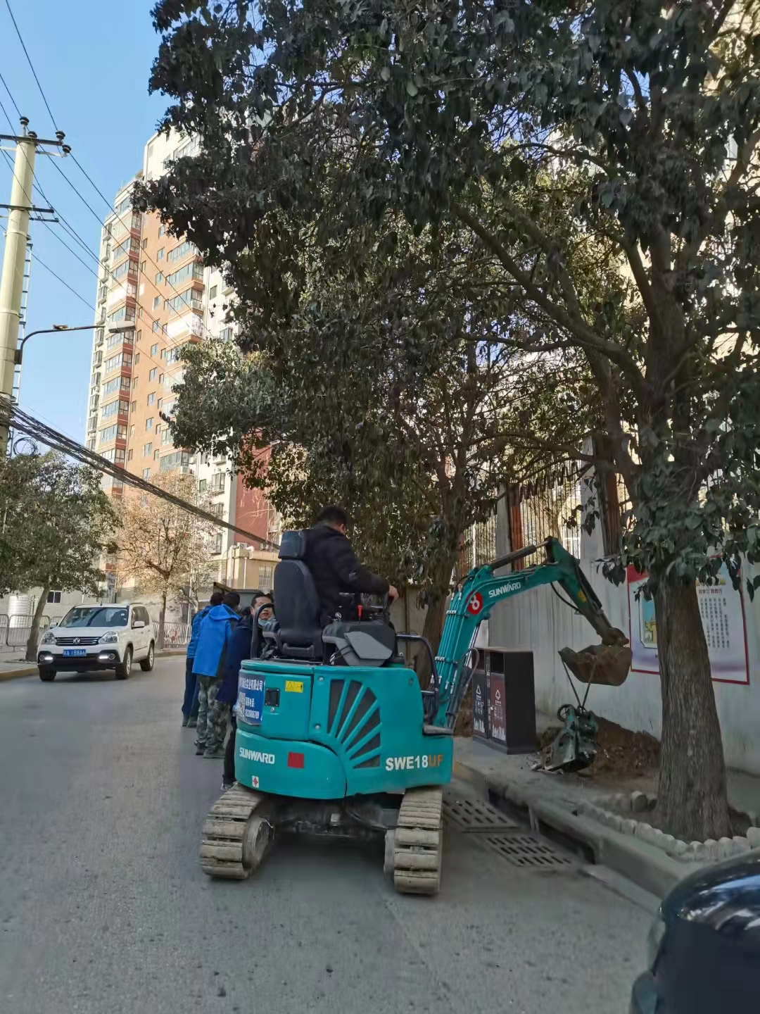 20220415081743_69549 好服务、好设备!Z6人生就是博智能挖掘机再获客户追加订单