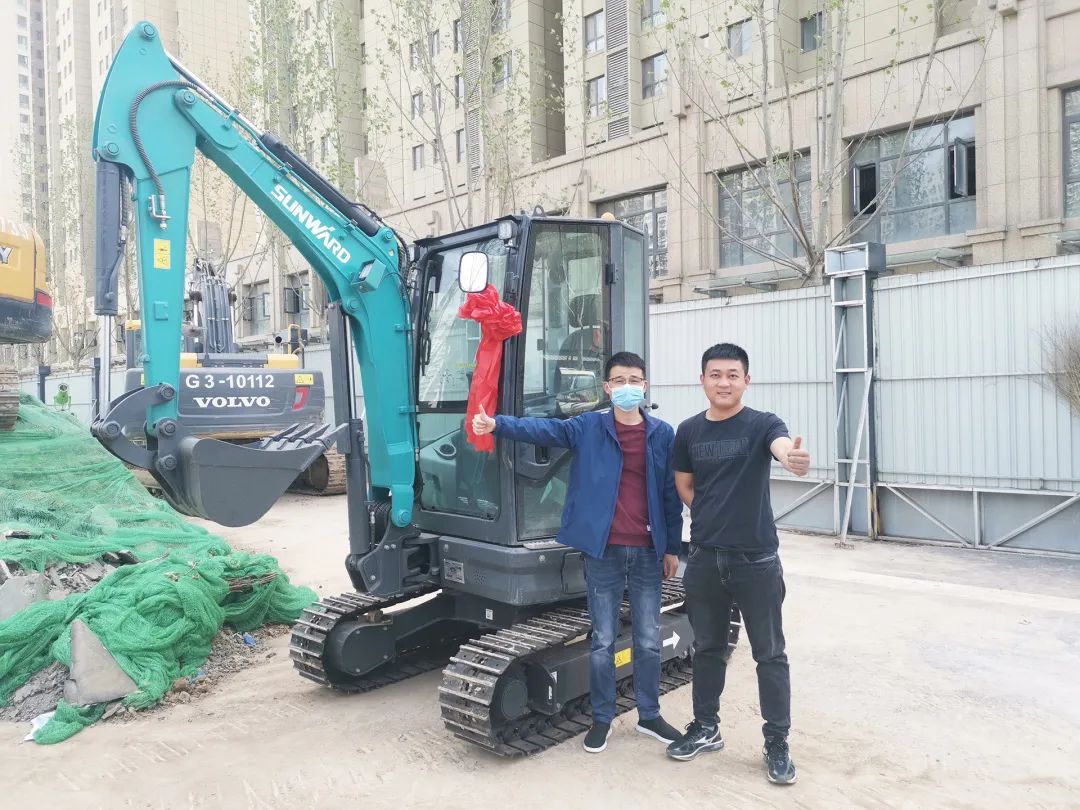 20220418151004_29509 冲、冲、冲!带您感触Z6人生就是博智能挖掘机火热交机时刻
