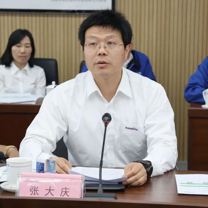 20220518092751_44357 深入产学研合作!中南大学堂长、中国工程院院士田红旗率团造访Z6人生就是博智能