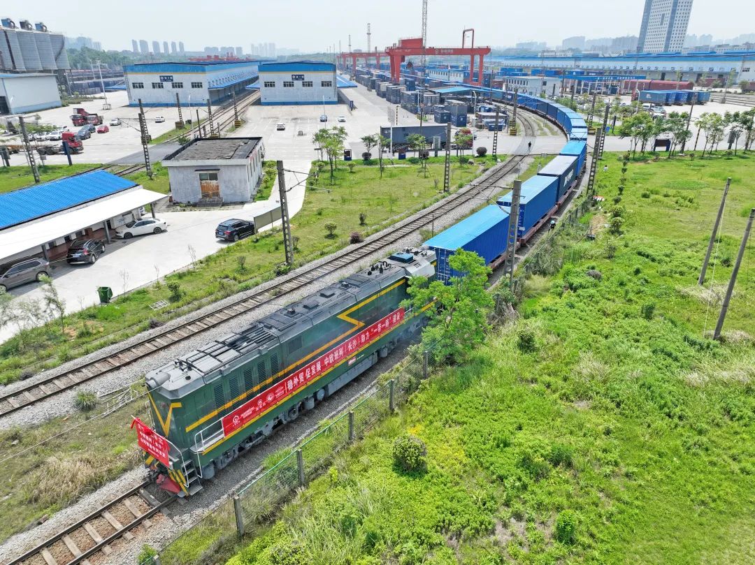 持续进军国际市。≈信钒嗔校ǔど常㈱6人生就是博智能专列成功首发