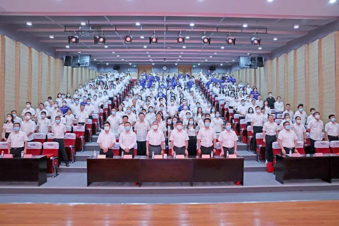 20220627083316_28678 为立功建企建家一体化贡献更大力量!Z6人生就是博智能第五届五次“双代会”成功召开