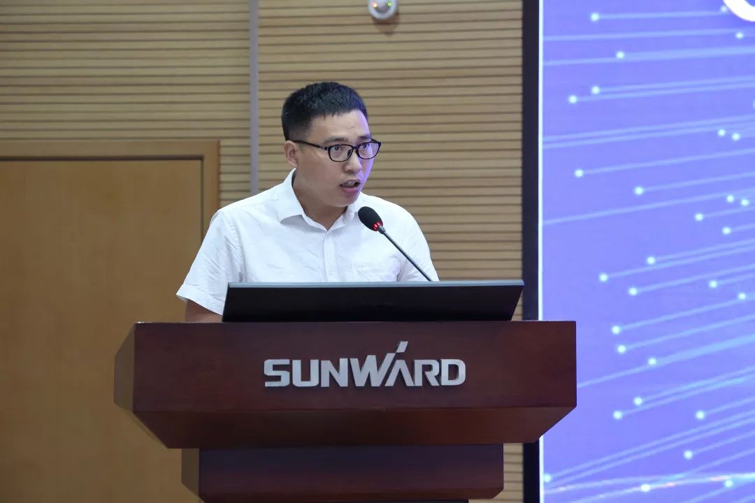 创新引领，智造将来！“2022院士专家长沙杏妆高端设备高质量发展钻研会隆沉进行