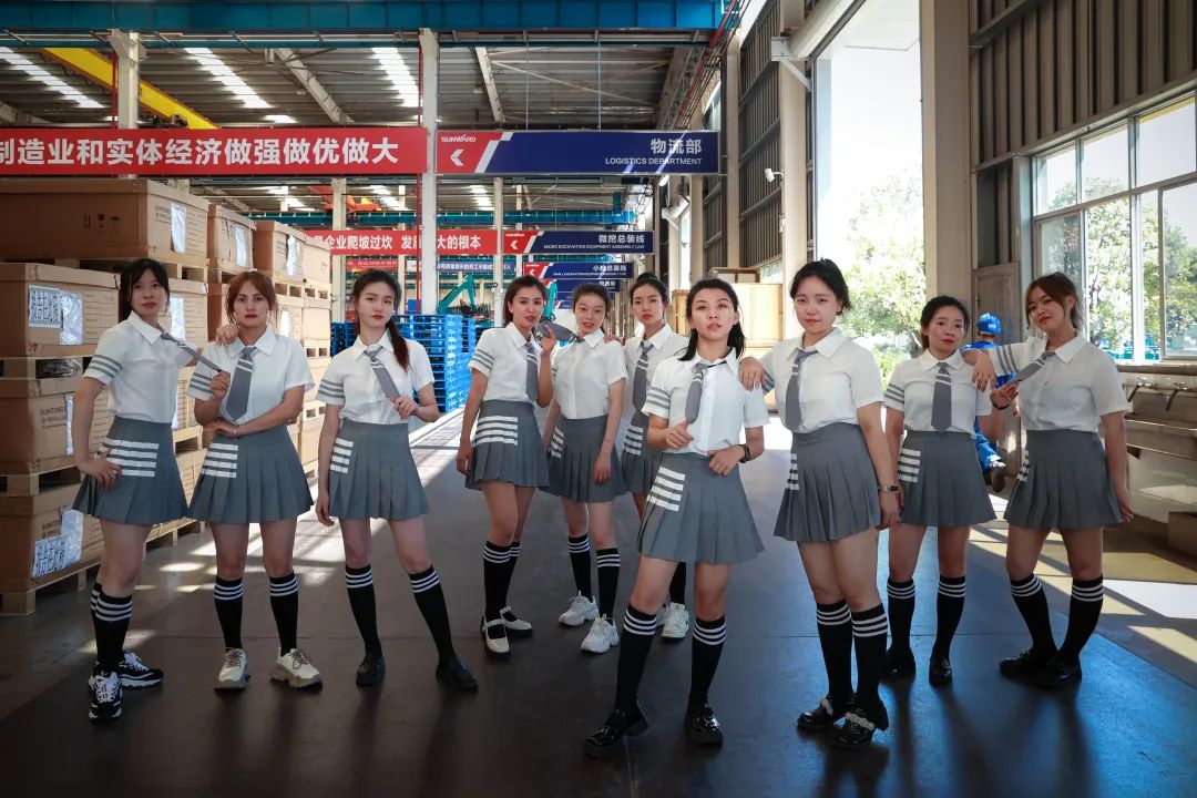 20220815101659_71726 又酷又辣又炫!Z6人生就是博智能第二届挖机宝贝来了