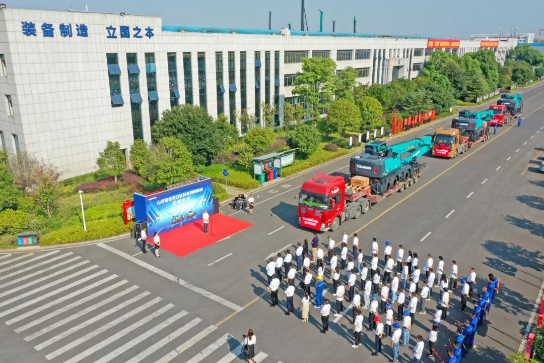 20220920095945_33763 携手山东汇诚助力我国港口建设!Z6人生就是博智能港口抓料机成功批量交付