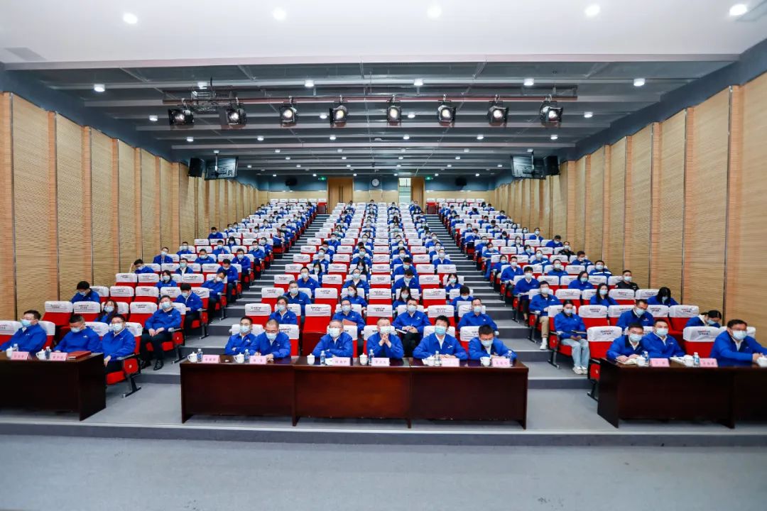 振奋人心！Z6人生就是博智能党员干部集中收看党的二十大开幕会盛况