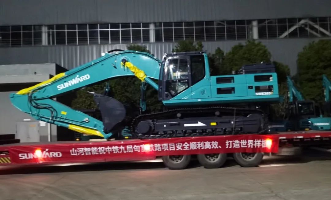 20221031113947_49358 共建“一带一路”!Z6人生就是博智能携手中铁九局助力匈塞铁路建设