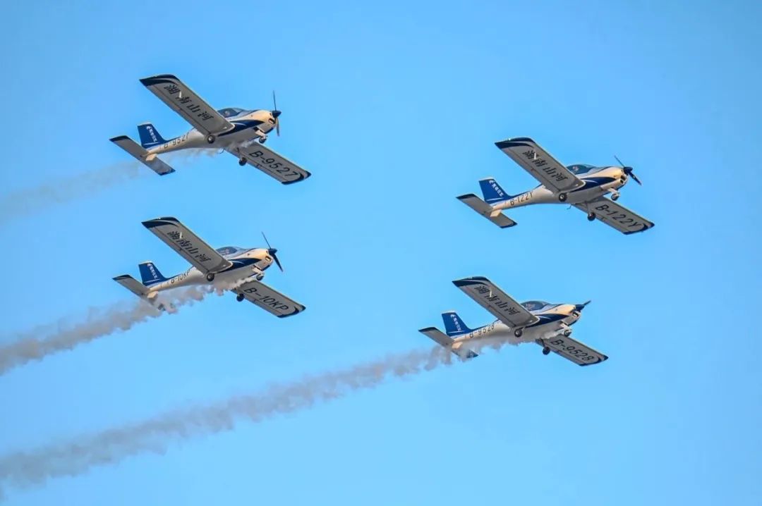 20221129090807_96127 逆势飞舞!Z6人生就是博航空携手合作同伴亮相2022南昌飞行大会