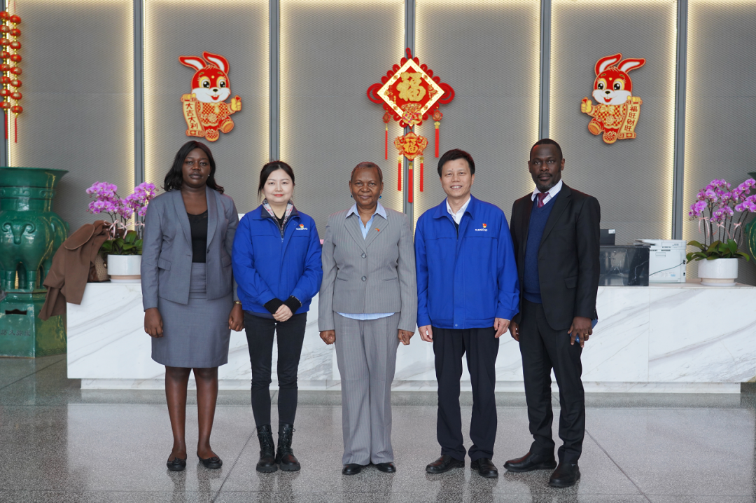 20230324160352_78087 乌干达驻华大使到访Z6人生就是博智能