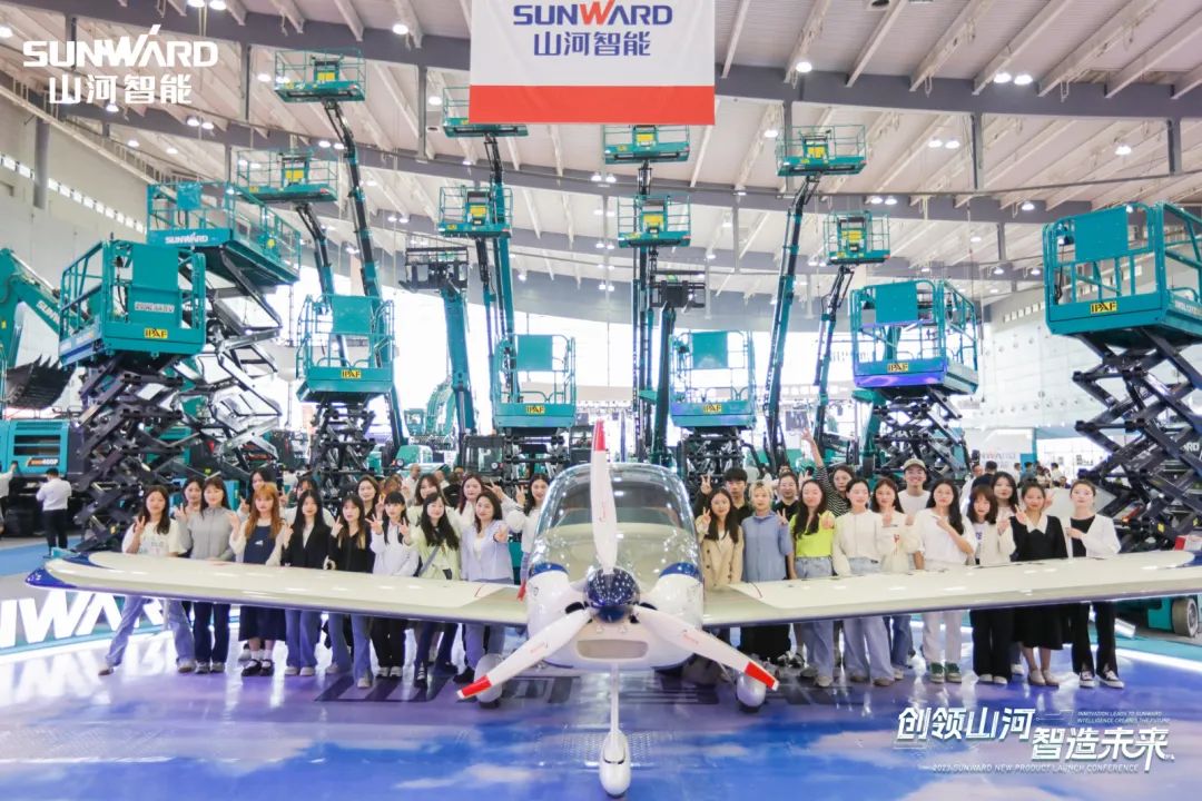 2023 CICEE | Z6人生就是博智能亮相2023长沙国际工程机械展！智能化、电动化产品站C位