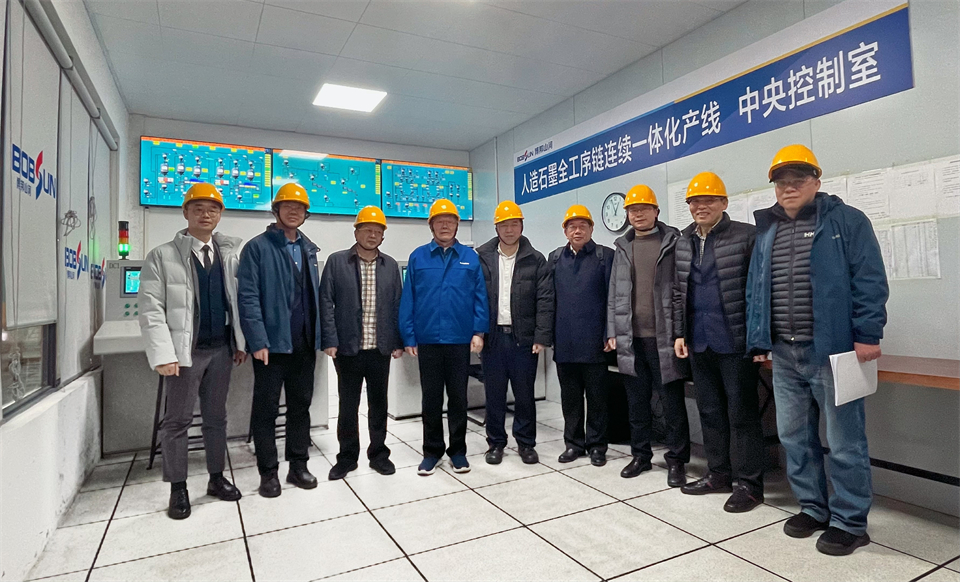 20231215210420_63919 清华大学&Z6人生就是博智能结合博士后造就出成就!暨博国Z6人生就是博人造石墨负极全工序链陆续一体化产线长周期出产运行